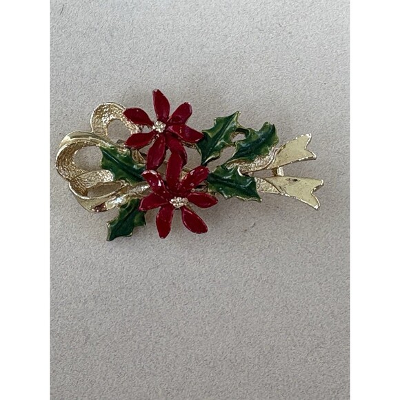 Gerry'S Jewelry - Vintage Gerrys Christmas Enameled Poinsettias Flower Brooch
